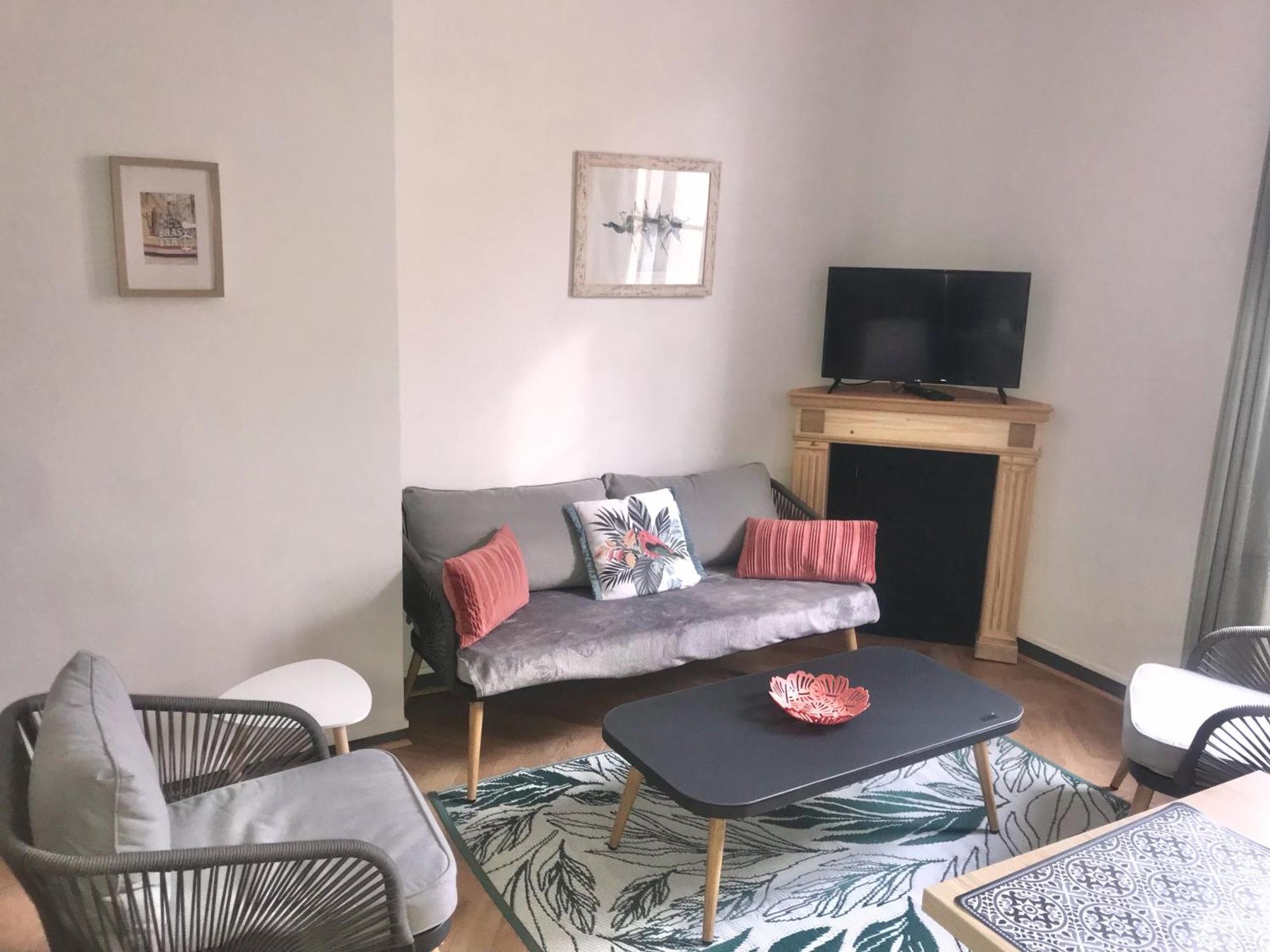 Appartement Cosy Et Calme - Centre Historique Монпелие Екстериор снимка